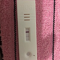 排卵第八天，第五六天有针扎的疼，肚子涨，屁多