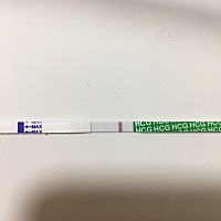 记录一下，排卵第十天，试纸这样，有希望吗？有姨妈感，发热，其他没啥症状