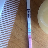 大家帮忙看下，大姨妈到期没来，是怀孕了吗？