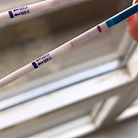 各位宝妈帮我看看是怀孕了吗？没到月经期 p