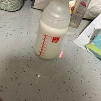 奶这个东西，真的是多了也麻烦少了又苦恼，一会又胀了感觉一天都在挤、冰箱都装不下了，仍的时候，感觉...