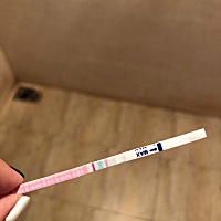 月经完后一直在出差，距上次月经第一天到现在21天，刚刚用了个排卵试纸，这是排卵中还是已经过了呀，第...