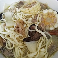我坐月子一天三顿差不多都吃面和稀饭，有没有一样的？😂😂😂😂😂