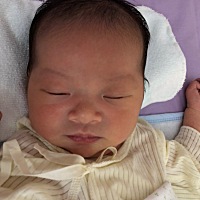 报喜啦！6月5日13：43分，刨宫产女宝一枚！说下孕期的一些症状吧！孕囊椭圆，5周多开始孕吐，恶心，...