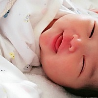 我们胖豆15天啦  顺转剖 真心什么痛苦都受过了  太不容易了啊