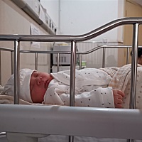 报喜了，40 3今天早上7：20出生。小公主一枚。儿女双全，如愿以偿。凌晨1点半发作，10分钟阵痛一次...