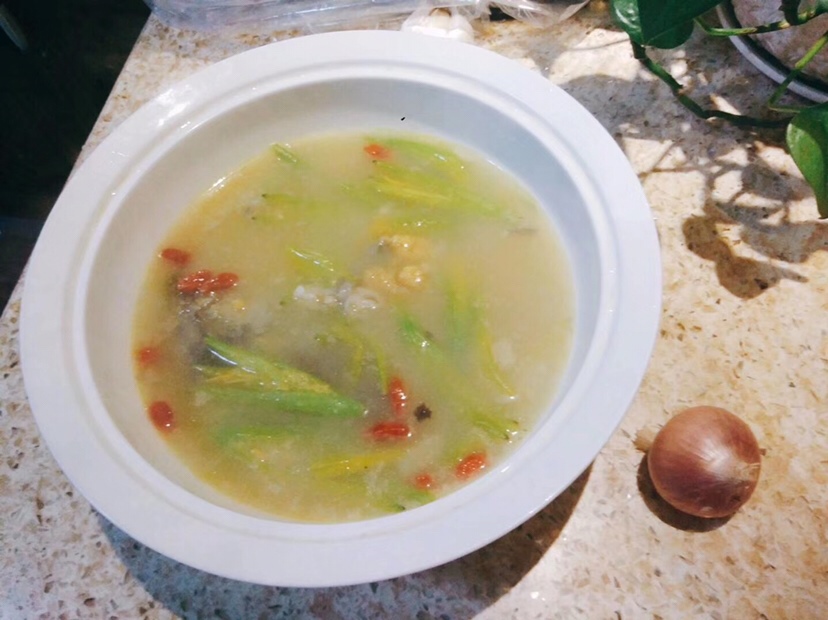 鲫鱼黄花菜