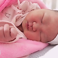 就像忽然有了软肋、但又身穿铠甲