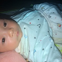 35天的宝宝喉咙总是感觉有痰  宝妈们有什么最有效的办法没有