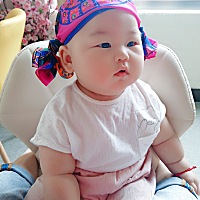 第一口水果应该选什么？ 米粉5个月就开始加了，吃的嘉宝。下个月满6个月了，可以加水果了，夏季西瓜多，...