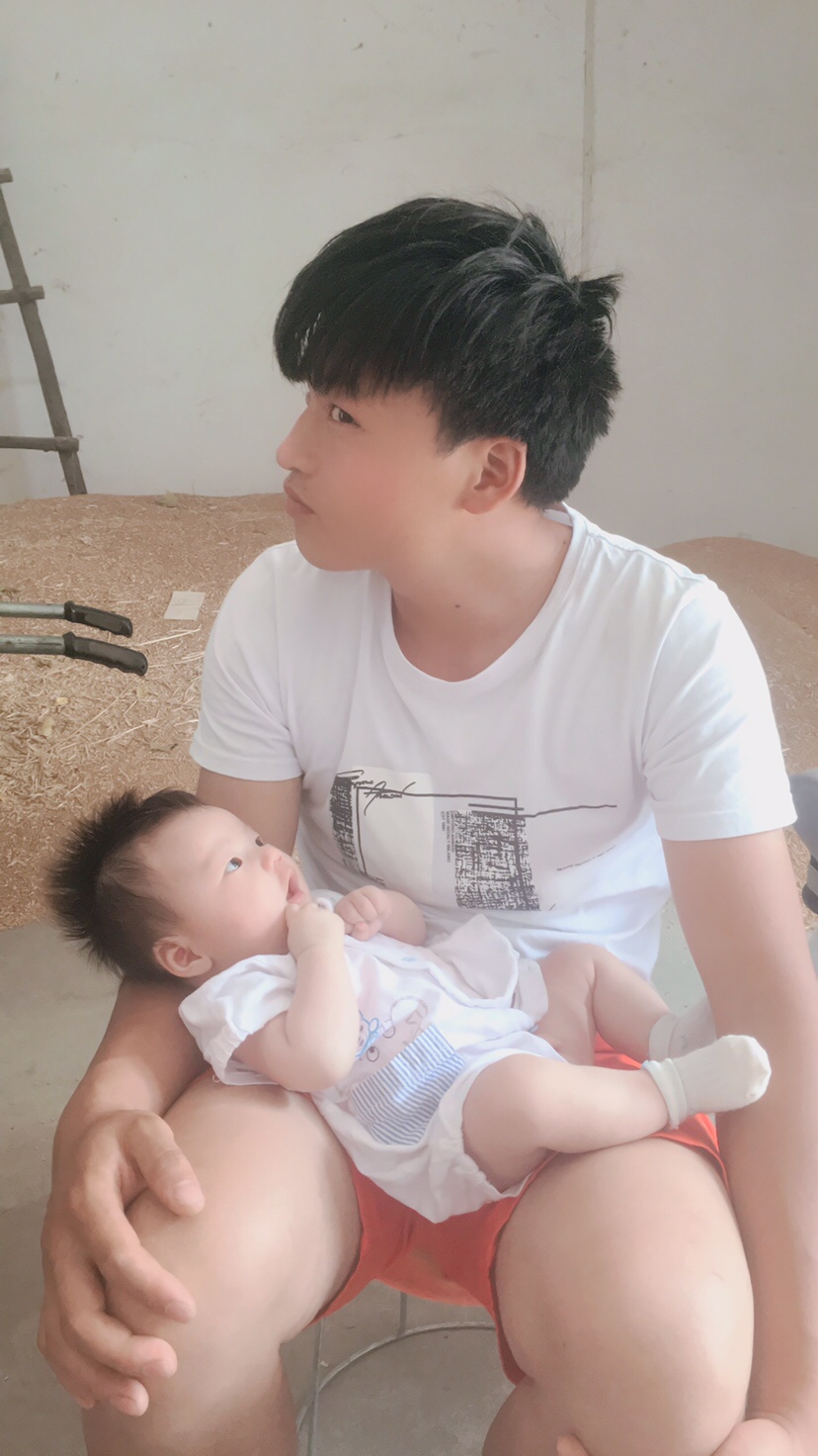 出来两天了，终于离开了和婆婆过日子的地方，希望早点找到合适的房子，至少这里也算是我们这个小家暂时的归宿了
