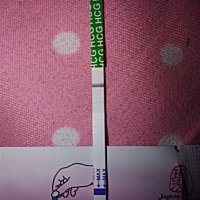 未次月经15号 12号测一下有印 可是14号早上来了点血 这到底怎么回事 这算生化吗有知道的求知😭😭�...