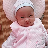 一个多月的表情丰富多彩😂😂爱你❤❤