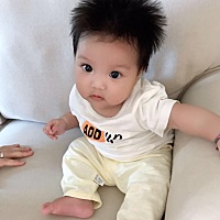 带你真的很累，但很幸福，喜欢看你笑的样子，这辈子有你真的足够