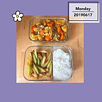 这几天公婆给做的午餐。没想到还按照我的口味给我做了咖喱牛肉🍛好幸福🤰🏻