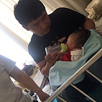 接女宝宝了，生孩子经历惨不忍睹，本来想顺产无痛分娩都打了不过我对麻药没有什么感觉，开到10指宝...