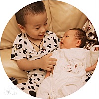 王子：“妹妹，我是王子哥哥。” 麻麻：“哈哈，我上辈子大概是拯救了银河系，这辈子给了我一对这么...