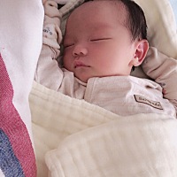 宝宝一周了，顺产，6斤4两，1点半进产房，5点48出生，无侧切，无撕裂，打得无痛，女宝，很秀气，一...