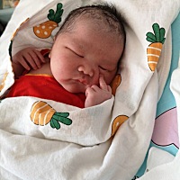 报喜了，38周加3臀位刨宫产男婴8.4斤