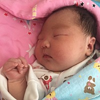 宝宝昨天出生的，7斤，好开心