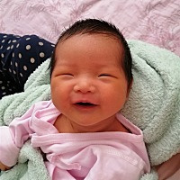 宝宝黄疸高在医院照蓝光了，才离开一会儿妈妈就很想你