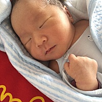 6月20号顺转剖喜得男宝一枚！7斤3两，儿女双全！希望圈里的宝妈都可以如愿以偿