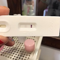 姐妹们，这样算怀孕吗