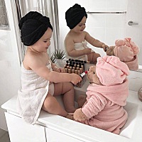 宝宝八个月了，5个月后每次体检都是偏瘦现在现在母乳不够吸出来早上吃60毫升胃口一直都小用奶瓶挤也不吃...