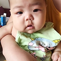 暖宝宝第一次生病，着凉感冒了、咳嗽两天，今天加重鼻涕眼泪不断，可怜的小样😢 流鼻涕的暖