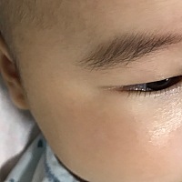 快四个月的小朋友，我幺儿的眉毛也是无敌了