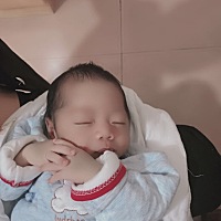 庆祝宝宝不喝夜奶第二天！2个月24天了！