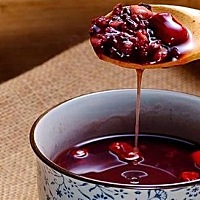 经期过后有必要补血吗   女性每个月都要经历一次定期“失血”，本着失去了就要补回来的想法，不少女...