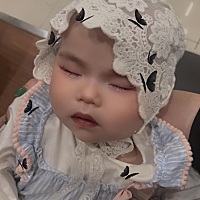 6个月的宝宝，咳嗽了有两个都星期，吃药，雾化了5天，现在还有咳嗽和反复发烧。有没类似情况的宝宝啊！...