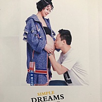 此男子十一年如一日的疼爱!大宝10周岁,二宝11天了。最个孕期非常幸福，因为工作原因孕期都是自己照...