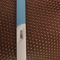 排卵日20左右 这么早就测到浅杠 怀疑人生了 过几天再测  感觉是不是19号打了排卵针的原因