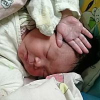 6月19晚上8点多生的女宝宝，顺产侧切，3天出院，第6天我就堵奶3天高烧不退，今天第十天，终于退烧了...