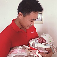 超快顺产，乔治一枚，宝宝7.2斤，十分钟的产程！无侧切轻微撕裂