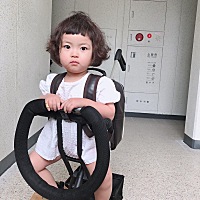 眼睛瞪的好大，凶熙熙。[失望] ​
