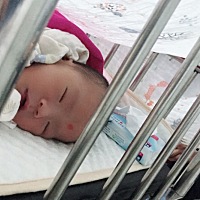 6.27号下午顺产13:32分，小猪猪的到来啊，见红两天肚子一点不疼没感觉，第三天从疼到生3小时，肚子...