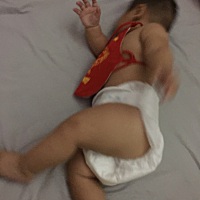 成天在床上翻来覆去，厉害的不得了