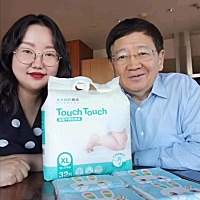 摧残孩子的最佳方式，就是以爱的名义给他吃冰激凌[擦汗][擦汗][擦汗] 为什么孩子不要吃冷饮？因为夏天吃...