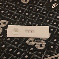 5.30来的大姨妈，7.1测出就测出两条杠。真的假的额，都不敢相信