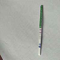 刚刚结婚整一个月，大姨妈也不来，今早测了一下，两条杠，准备去医院检查一下，完全没有心理准备🙃