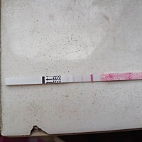 (转)我月经不准会推迟几天  ，这次月经推迟了四天了而且还没有快来例假的那些感觉，平时如果不来月经前...