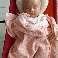 儿子健健康康的成长，老婆辛苦了