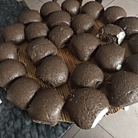 闲来无事 蒸点大黑馒头😄