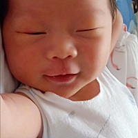 6月20日剖腹产7斤4两男宝