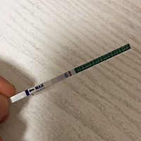 6.5的未次月经，老公不让测，我还是忍不住测了，第一个是前天，第二个是晚上测的，有没有加深，