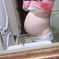 之前的肚型好多人都说是小佩奇，预产期超了7天，41周生下来小乔治，爸爸陪产见证了小生命的诞生，怀...