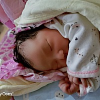 终于卸货了，6斤6两，顺产女宝宝。终于放心了
